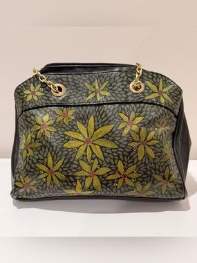 Kelley & Katie Chain-Handle Black Leather Shoulder Bag